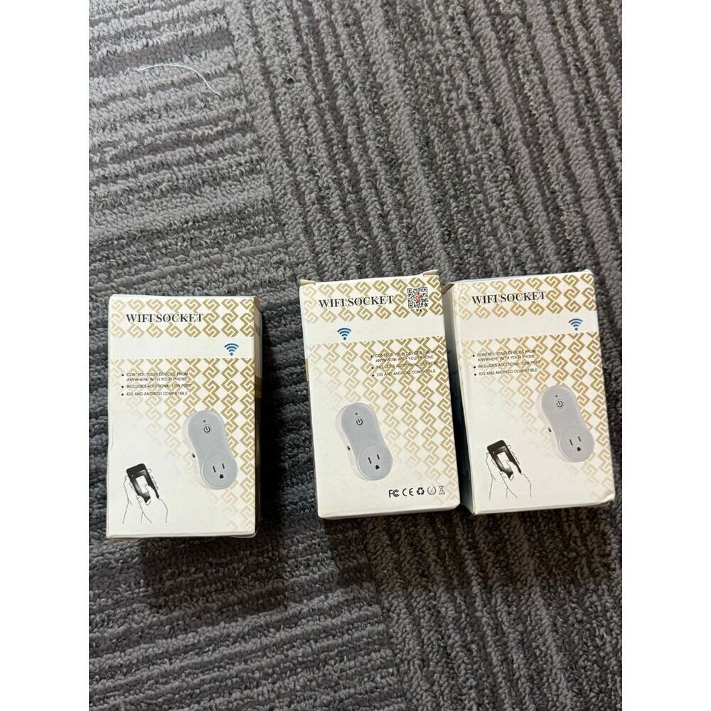 Lot of 3 WiFi controlled plug in socket with USB port